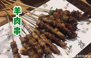 通州网红羊肉串店,街头美食新地标，火辣滋味征服味蕾