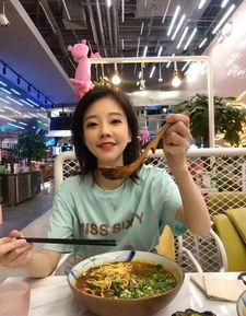 殷桃小嘴吃大瓜,揭秘娱乐圈幕后故事